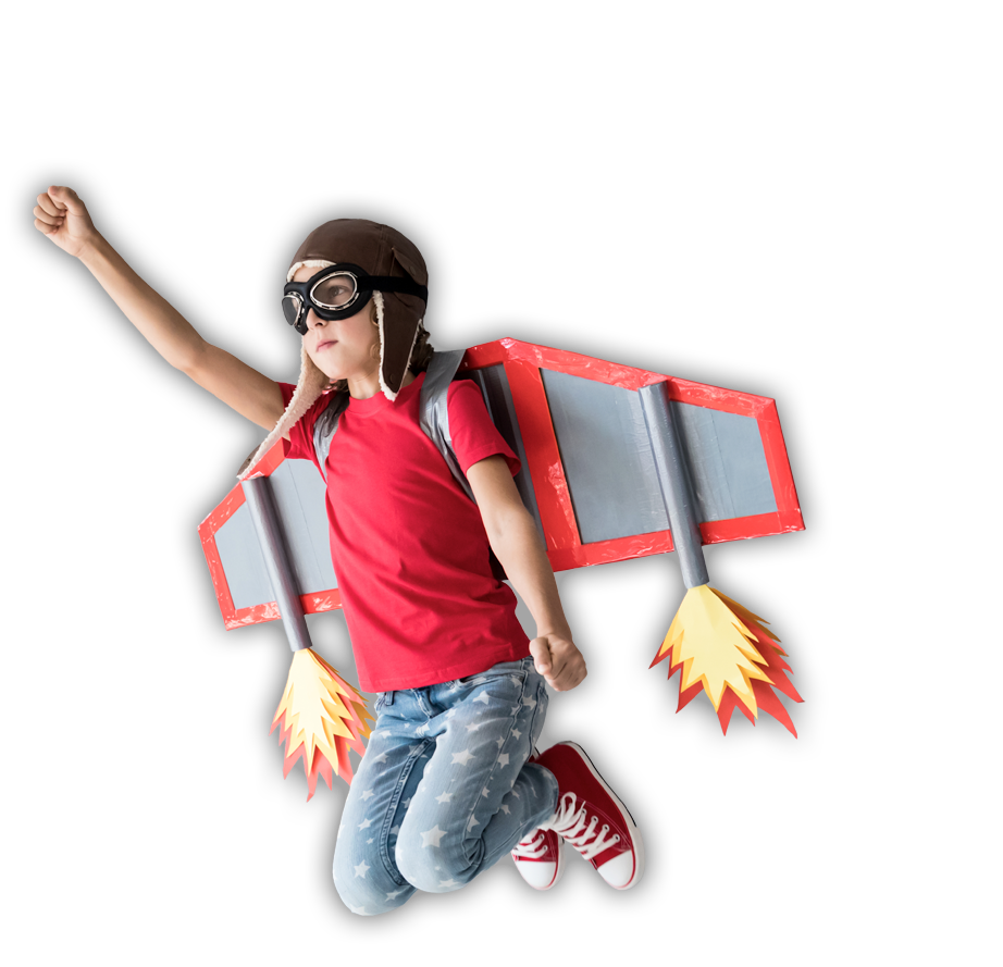 niño con alas de cartón